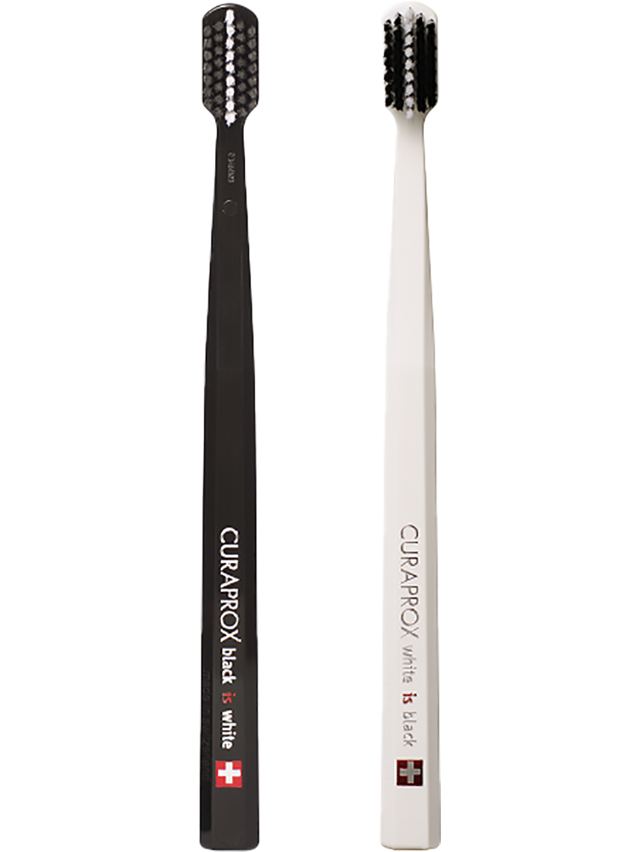 

Набор зубных щеток White is Black Ultrasoft, d 0,10 мм, 2 шт, Curaprox